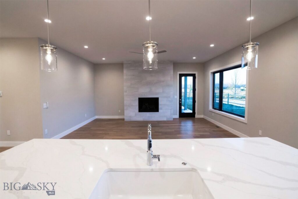 141 Creekbank Loop, Bozeman MT 59718