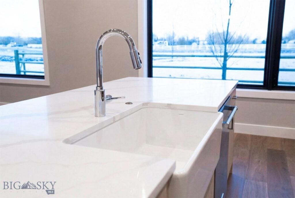 141 Creekbank Loop, Bozeman MT 59718