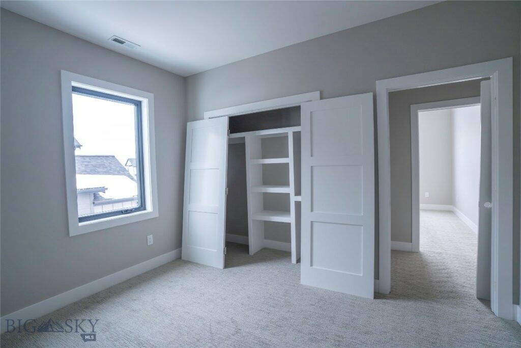 141 Creekbank Loop, Bozeman MT 59718