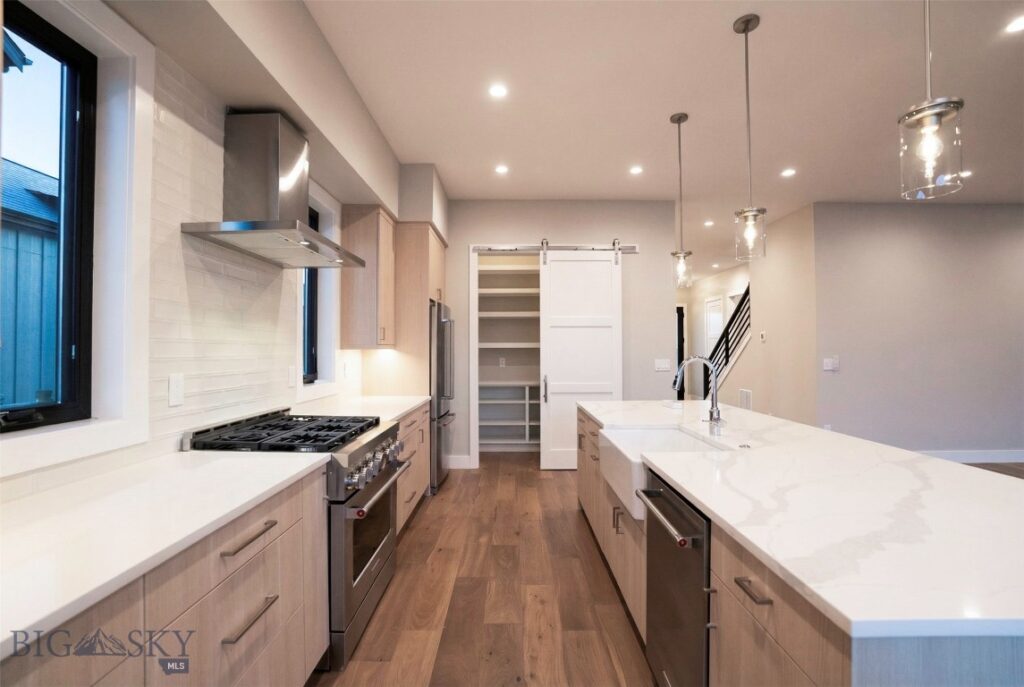 141 Creekbank Loop, Bozeman MT 59718