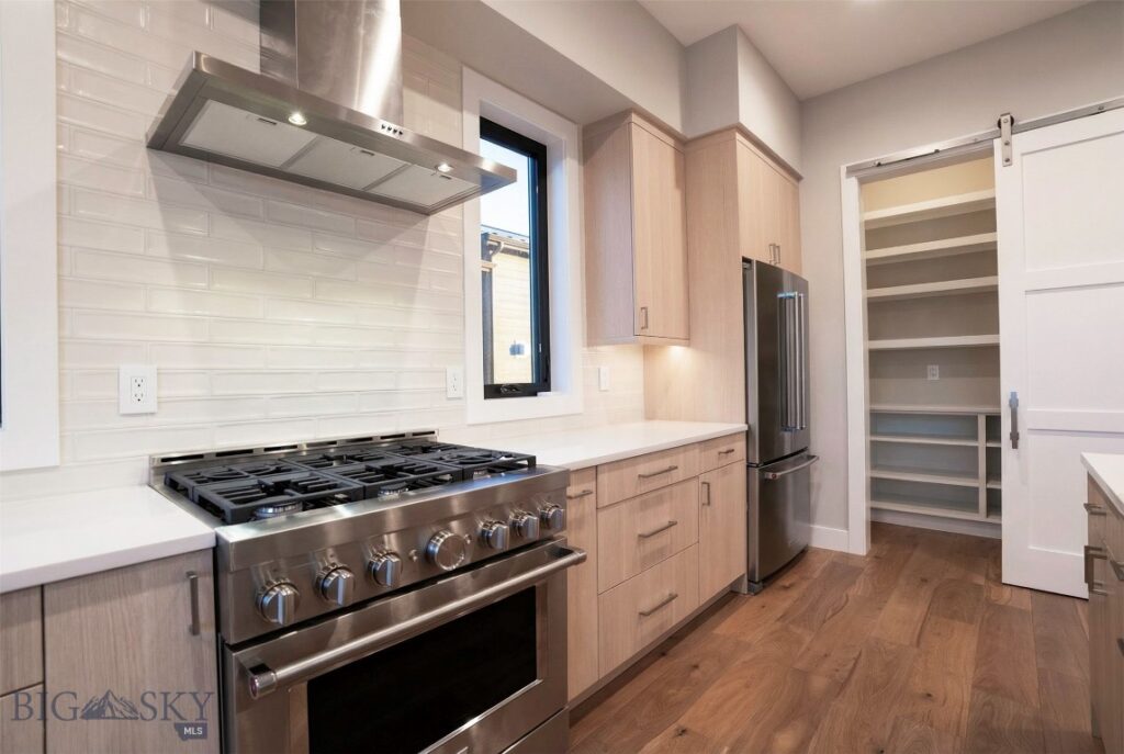 141 Creekbank Loop, Bozeman MT 59718