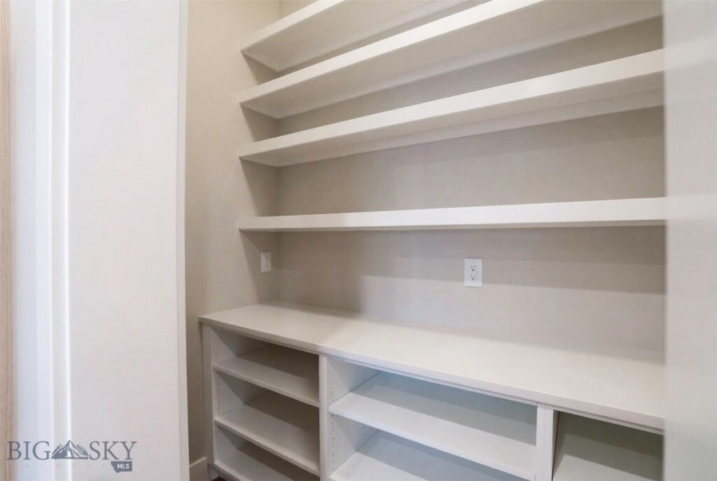 141 Creekbank Loop, Bozeman MT 59718