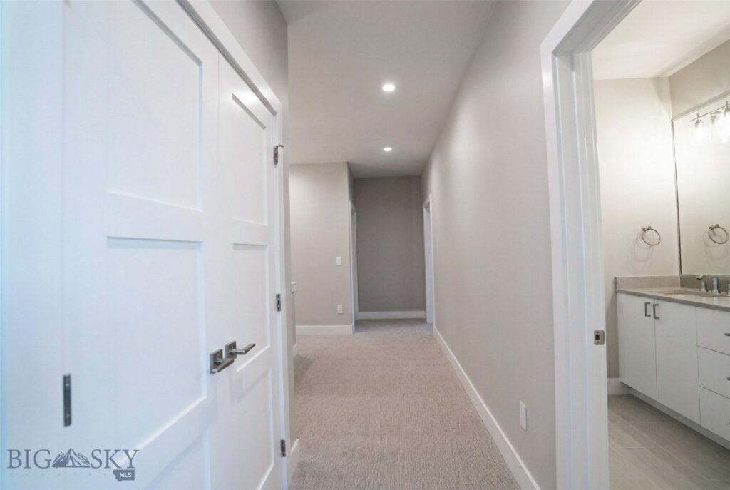 141 Creekbank Loop, Bozeman MT 59718