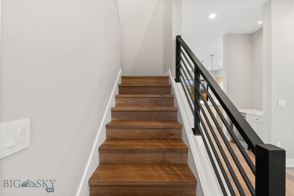 141 Creekbank Loop, Bozeman MT 59718