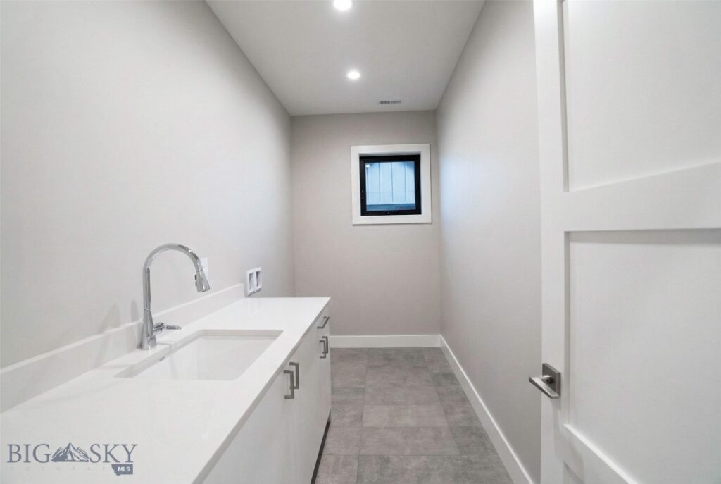 141 Creekbank Loop, Bozeman MT 59718