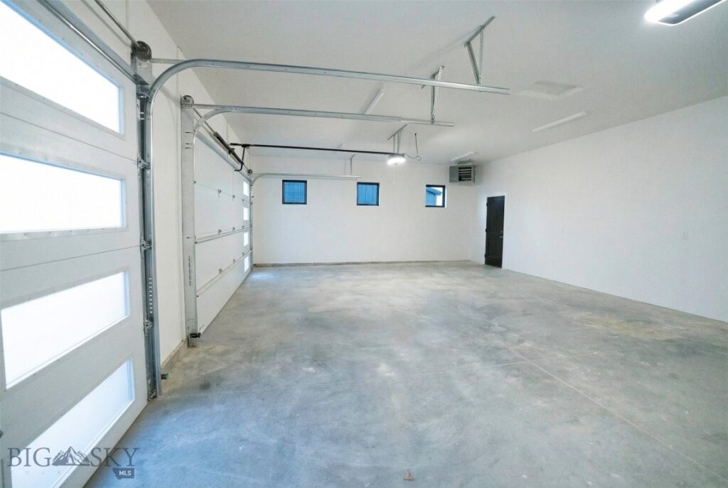 141 Creekbank Loop, Bozeman MT 59718