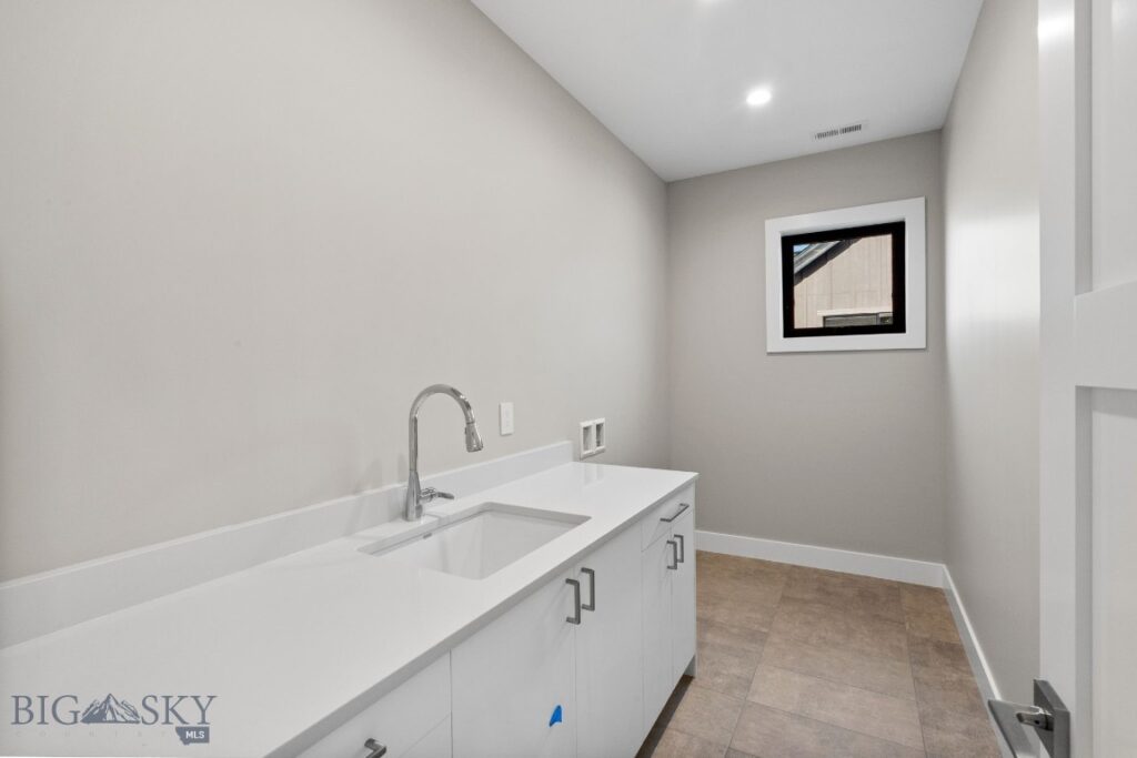 141 Creekbank Loop, Bozeman MT 59718