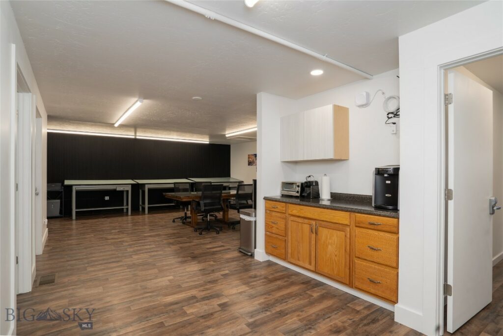 144 Graves Trail, Bozeman MT 59718