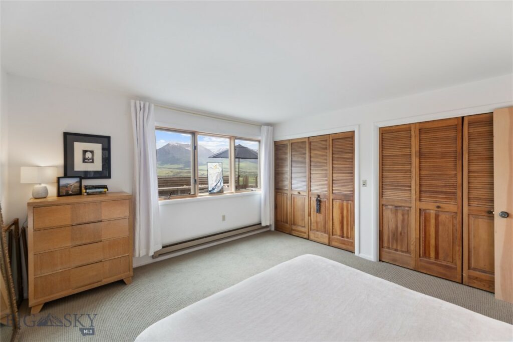 145 Spring Creek Hills Road, Livingston MT 59047