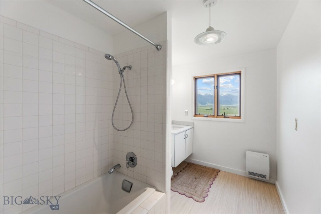 145 Spring Creek Hills Road, Livingston MT 59047
