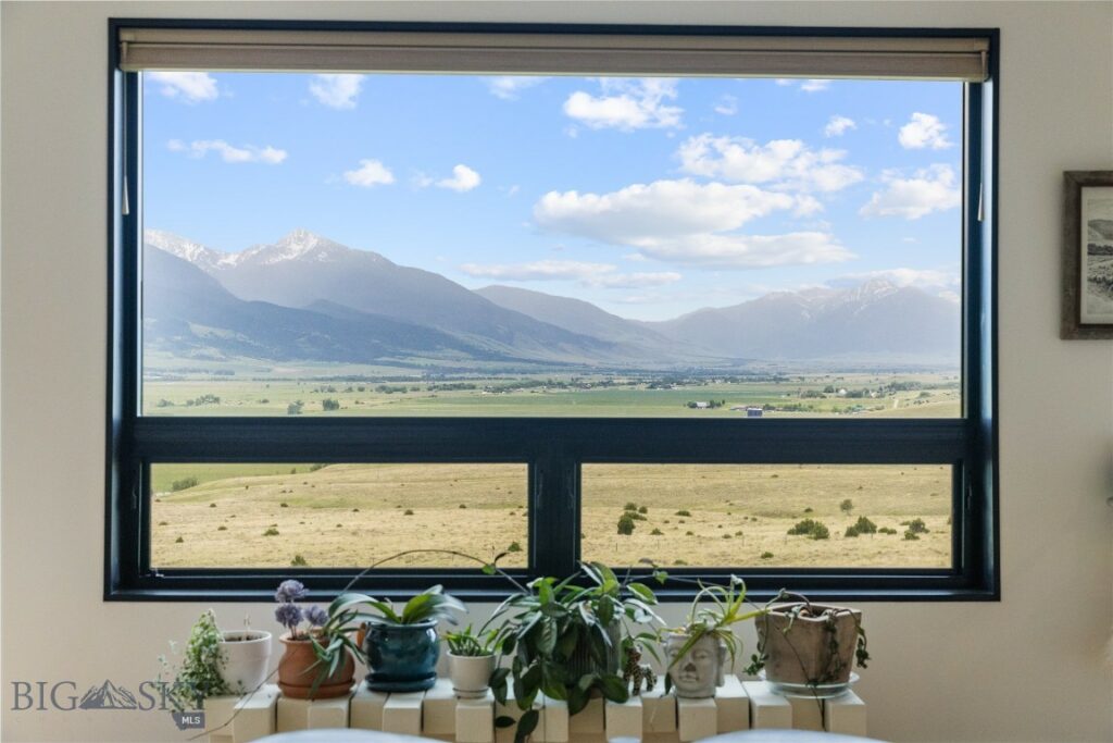 145 Spring Creek Hills Road, Livingston MT 59047