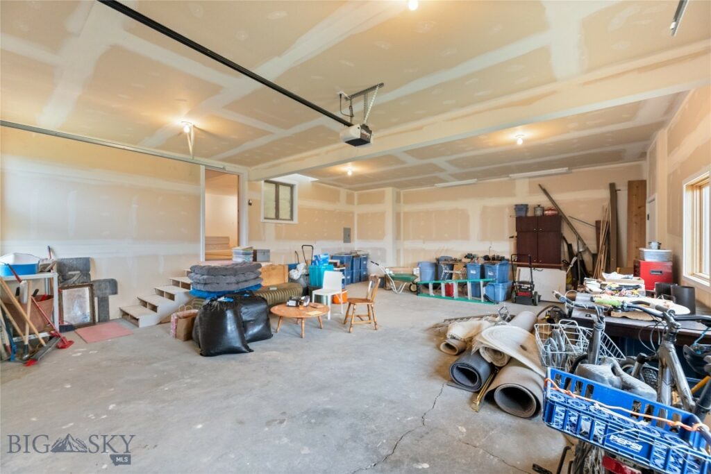 145 Spring Creek Hills Road, Livingston MT 59047