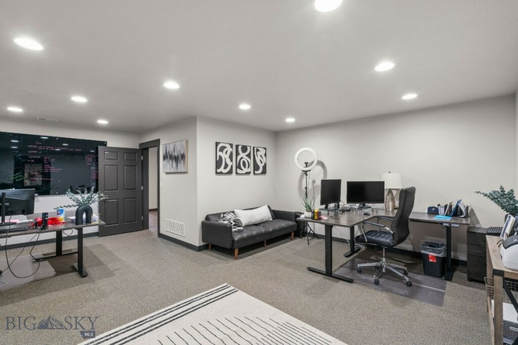 146 Village Center, Bozeman MT 59718