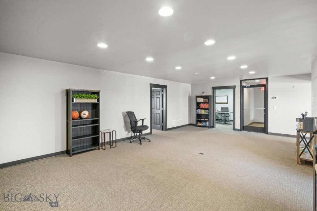 146 Village Center, Bozeman MT 59718