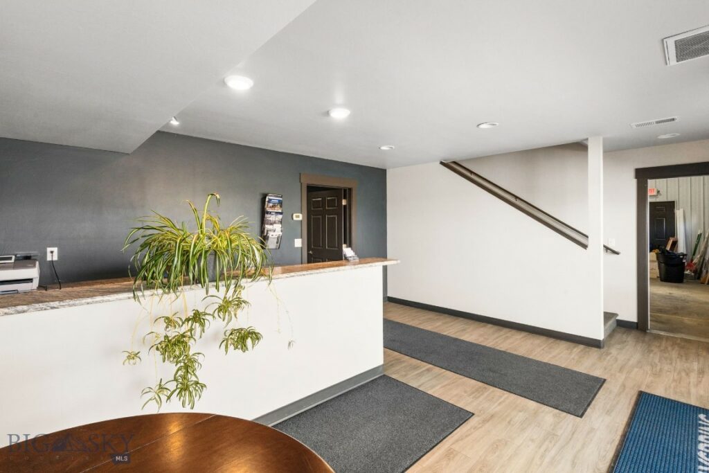 146 Village Center, Bozeman MT 59718