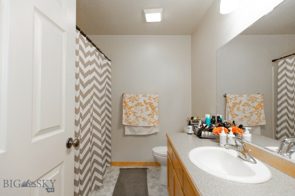 1460 Juniper Street, Bozeman MT 59715