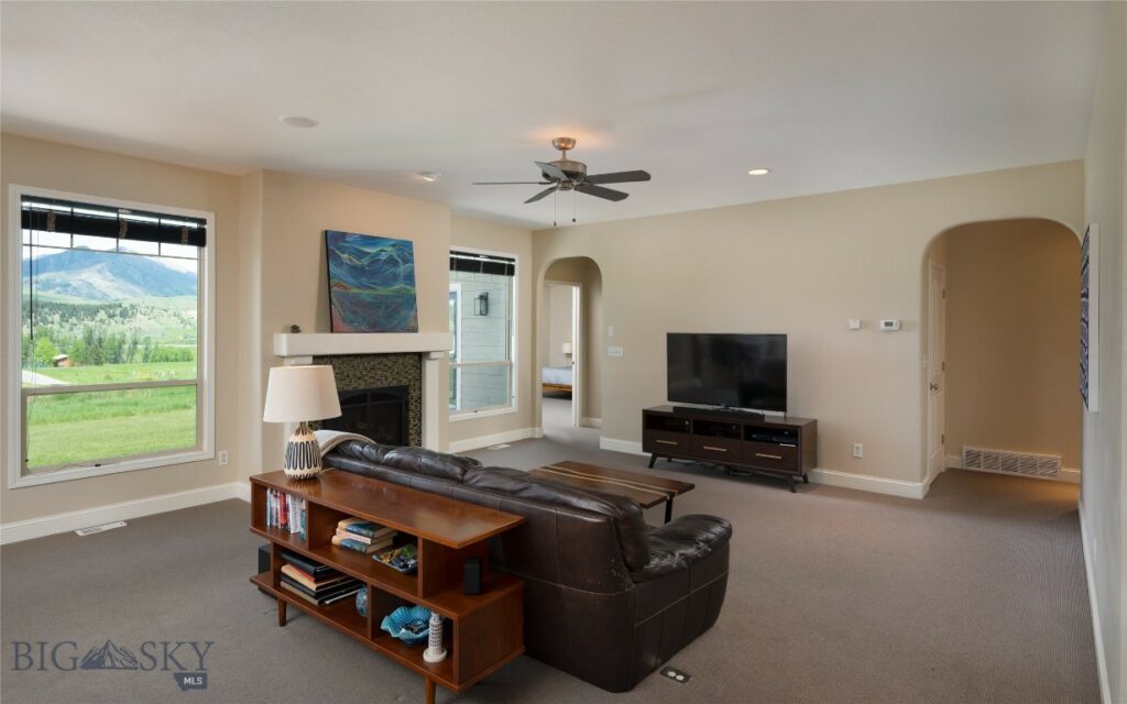 15 Blue Grouse Court, Bozeman MT 59715