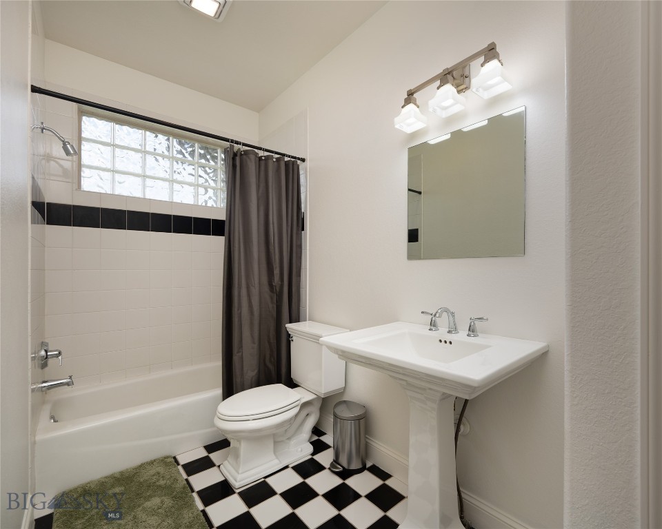 15 Blue Grouse Court, Bozeman MT 59715
