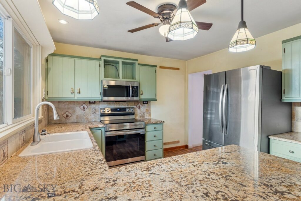 15 Chinook Trail, Bozeman MT 59718