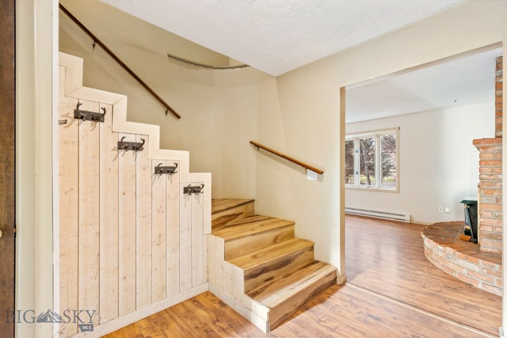 15 Chinook Trail, Bozeman MT 59718