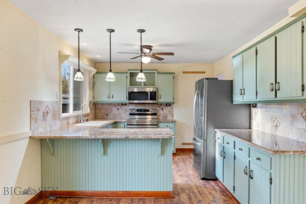 15 Chinook Trail, Bozeman MT 59718