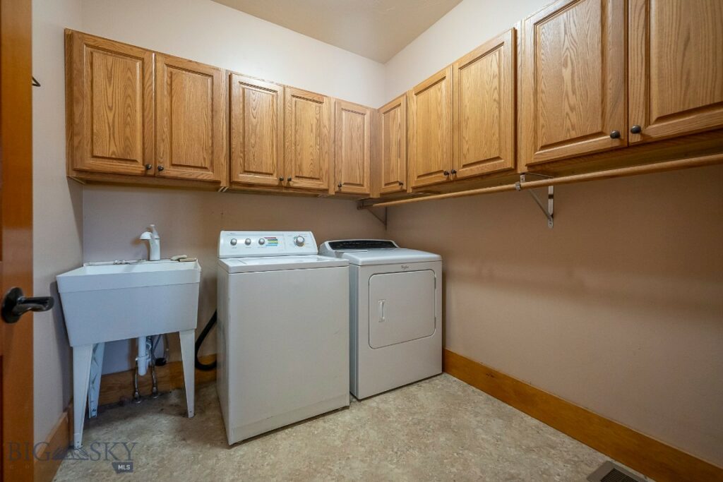 15 Hidden Ridge Road, Livingston MT 59047