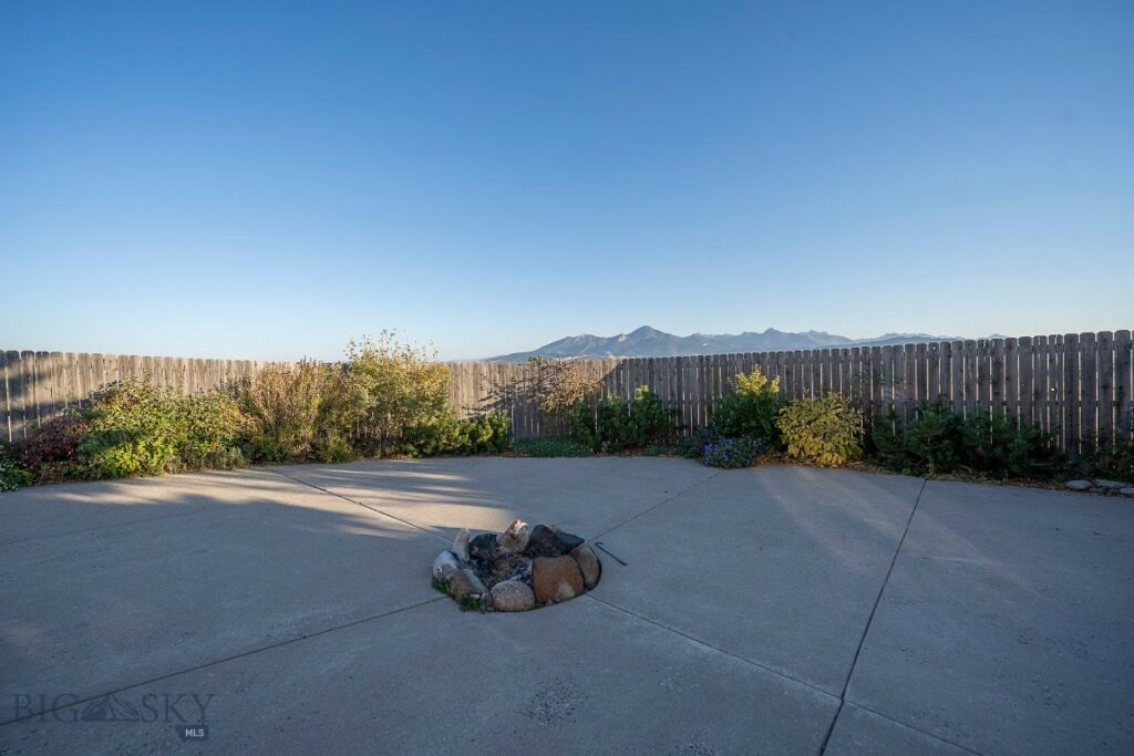15 Hidden Ridge Road, Livingston MT 59047