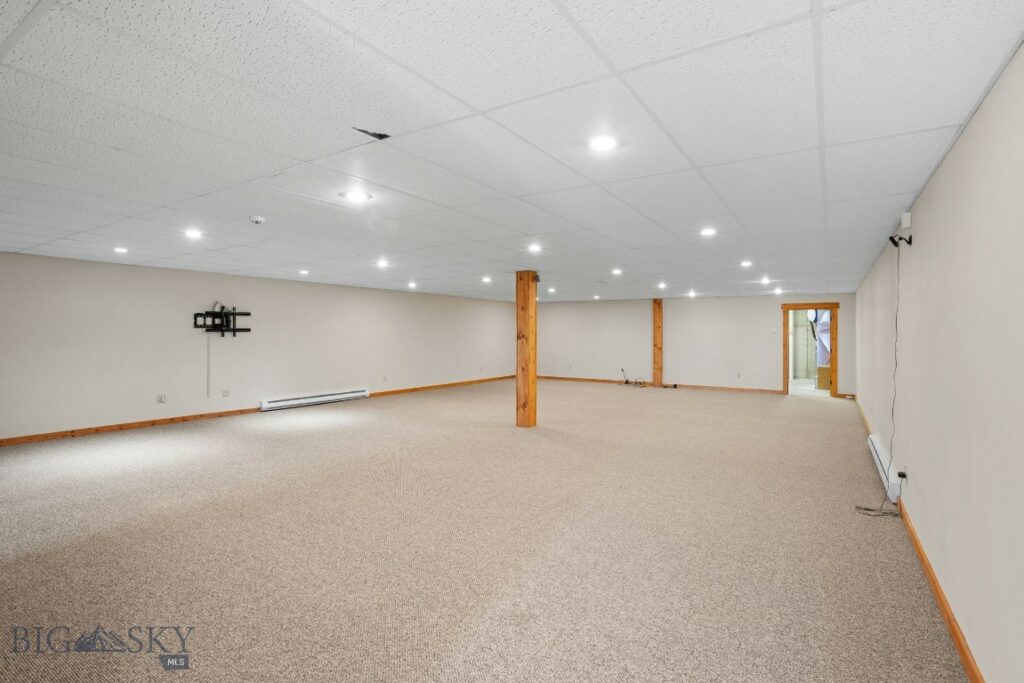 15 Painted Lance Trail, Livingston MT 59047
