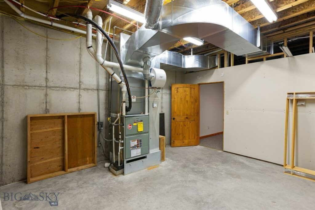 15 Painted Lance Trail, Livingston MT 59047