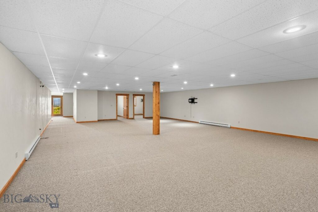 15 Painted Lance Trail, Livingston MT 59047