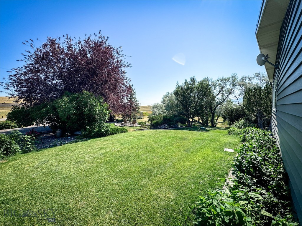 15 W End Road, Livingston MT 59047