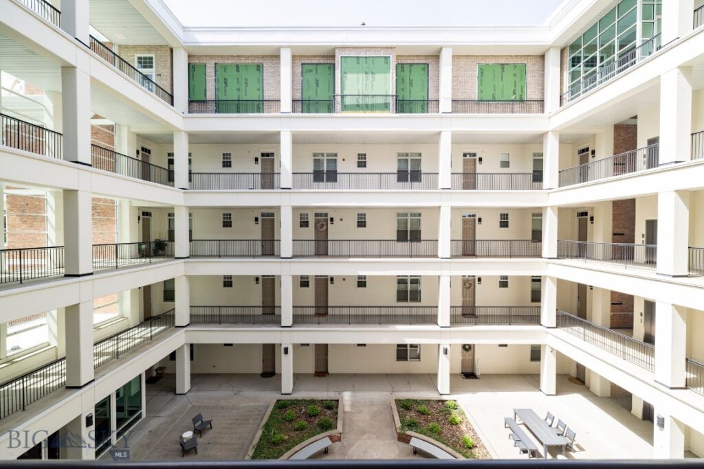 150 Village Crossing Way, Bozeman MT 59715