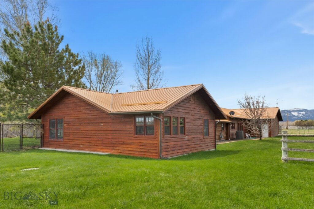 150 Old Clyde Park Road, Livingston MT 59047