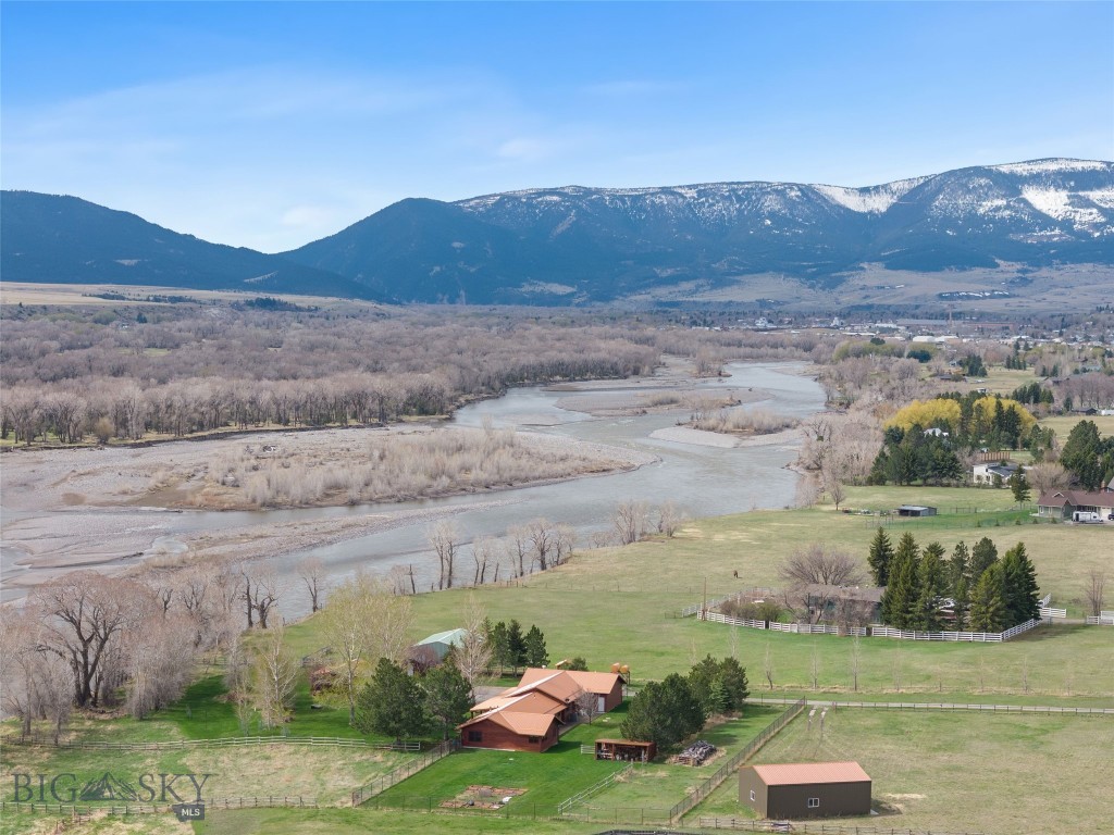 150 Old Clyde Park Road, Livingston MT 59047