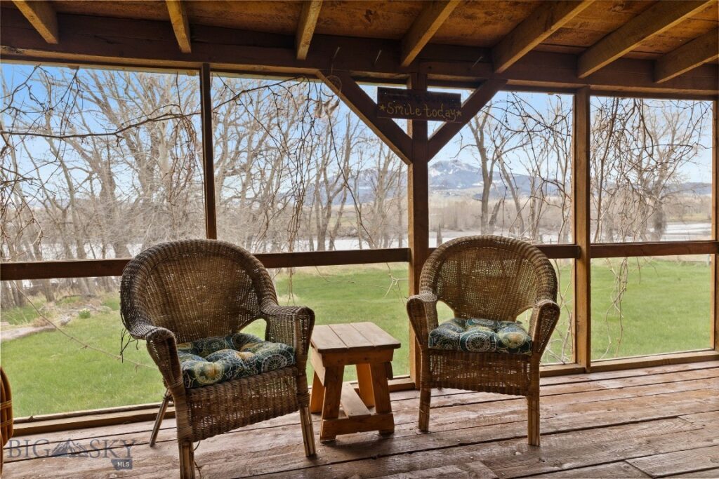 150 Old Clyde Park Road, Livingston MT 59047