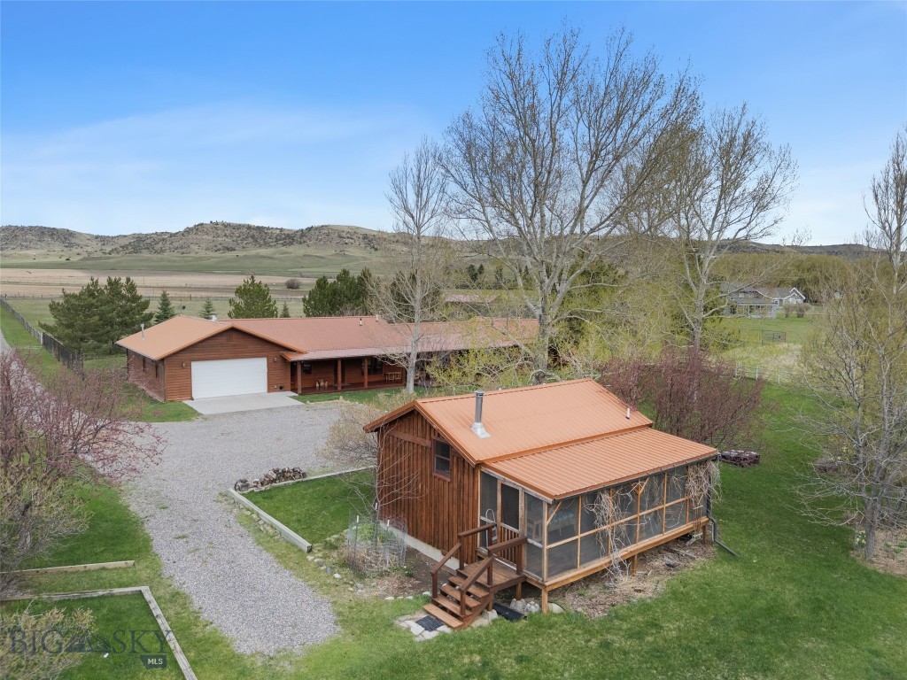 150 Old Clyde Park Road, Livingston MT 59047