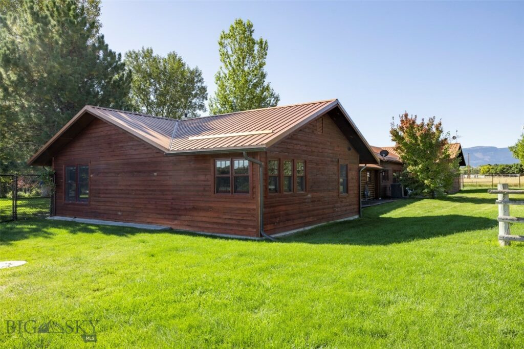 150 Old Clyde Park Road, Livingston MT 59047