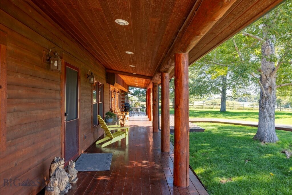 150 Old Clyde Park Road, Livingston MT 59047