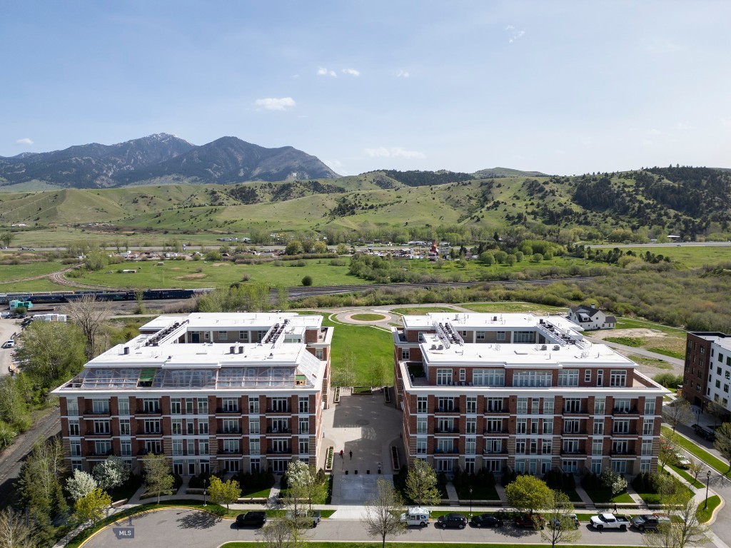 150 Village Crossing Way, Bozeman MT 59715