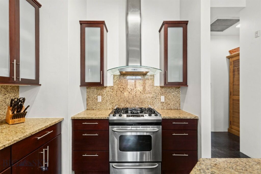 150 Village Crossing Way, Bozeman MT 59715