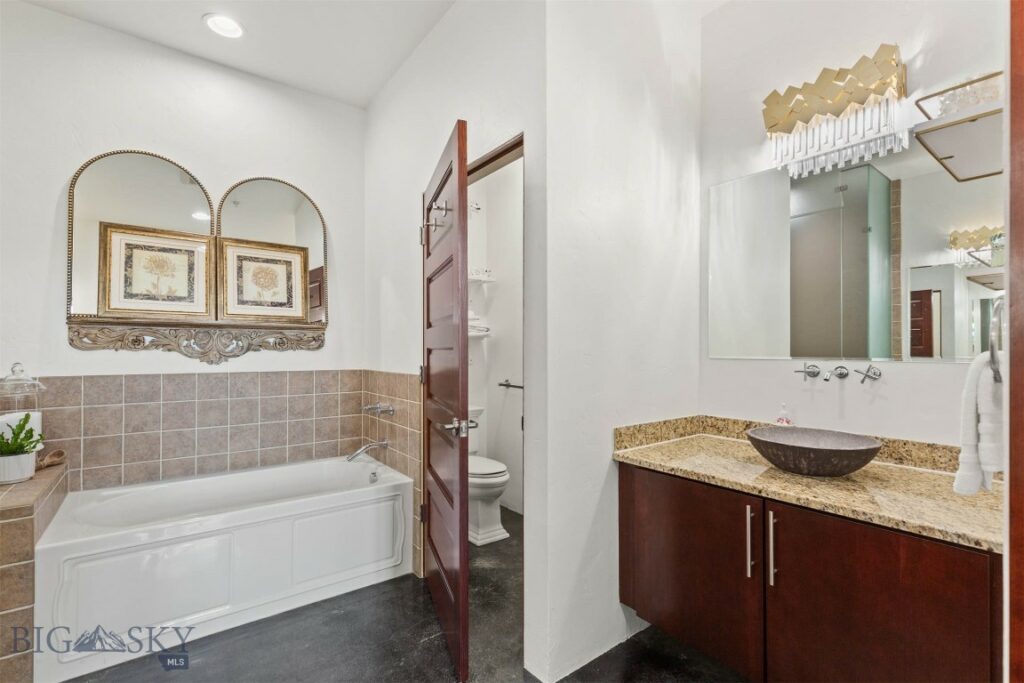 150 Village Crossing Way, Bozeman MT 59715