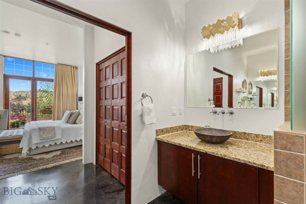 150 Village Crossing Way, Bozeman MT 59715