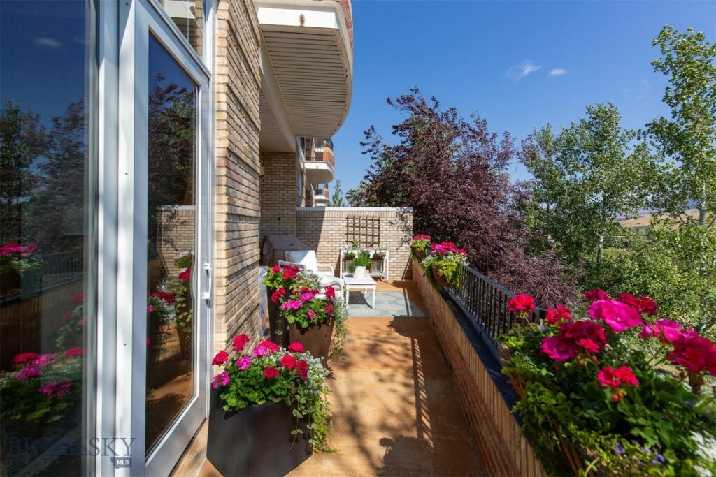 150 Village Crossing Way, Bozeman MT 59715