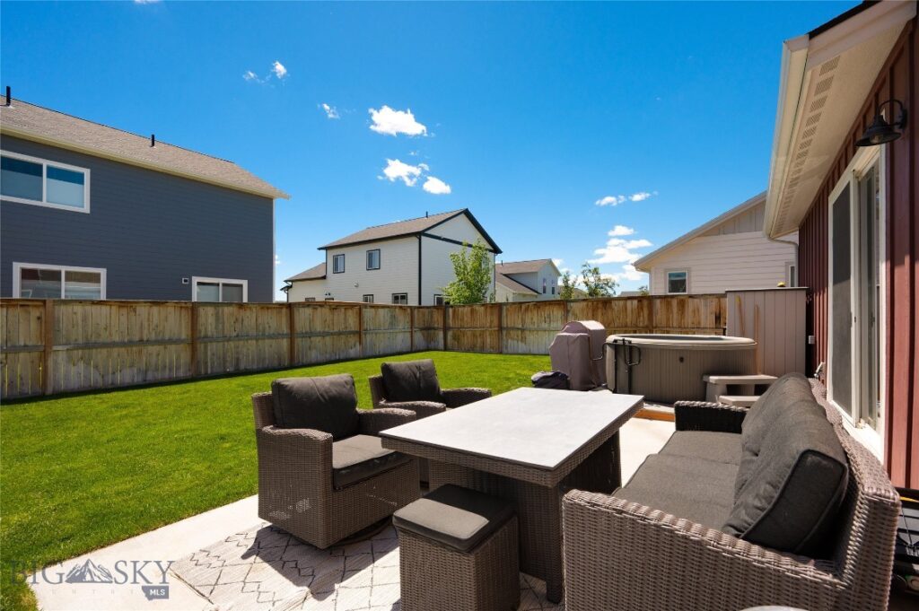 1502 Deadwood Loop, Belgrade MT 59714