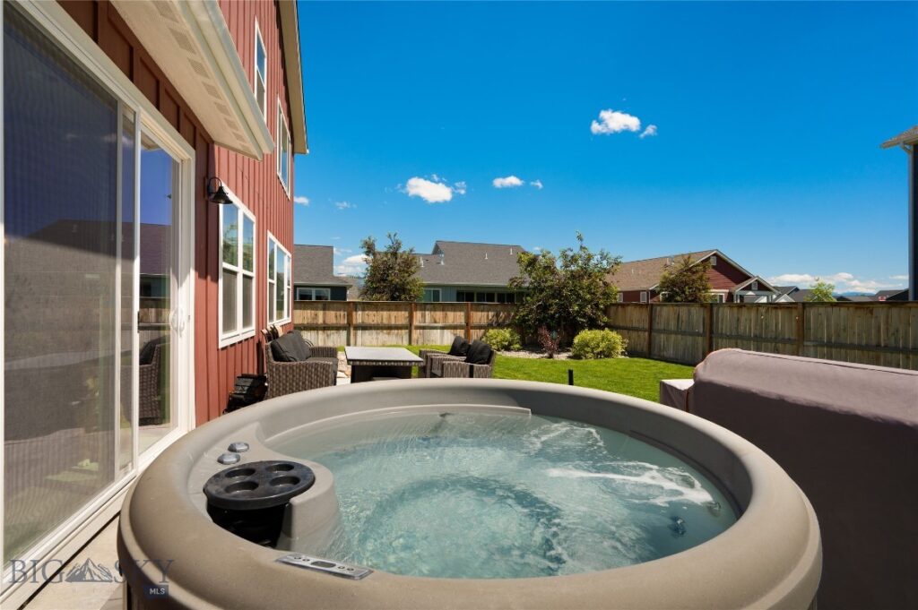 1502 Deadwood Loop, Belgrade MT 59714