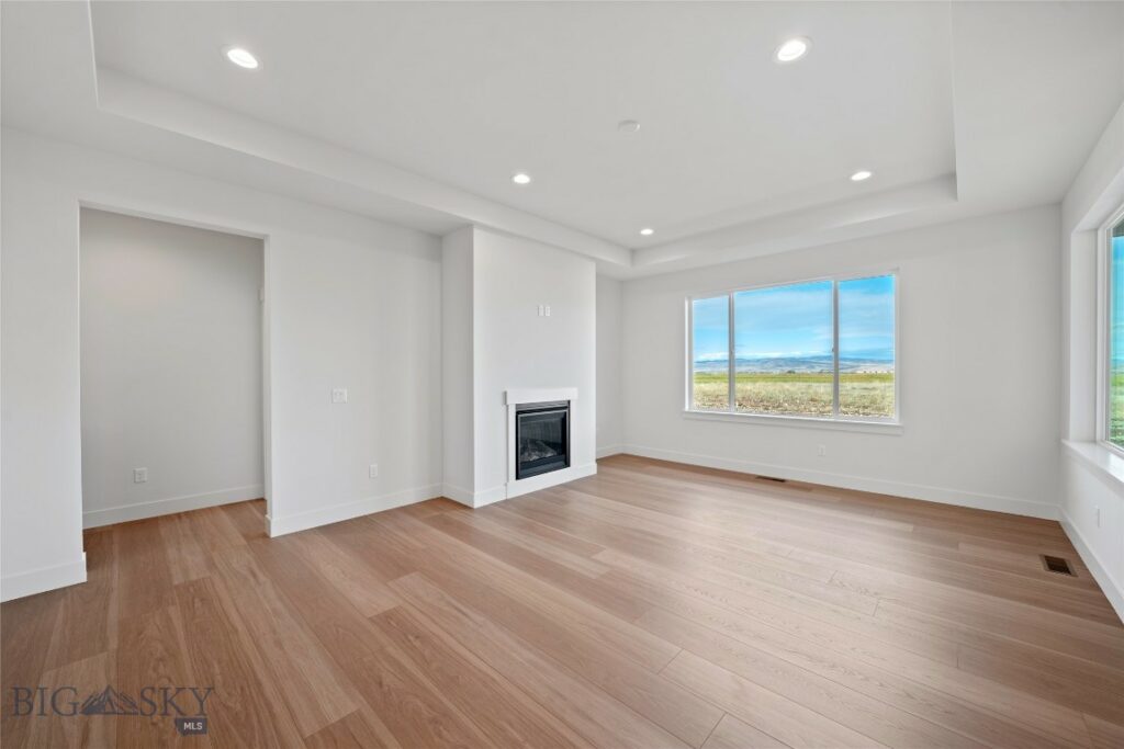 1507 Gunslinger Lane, Belgrade MT 59714