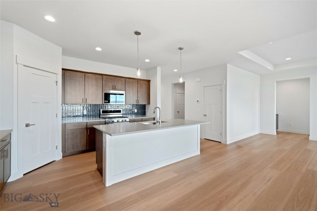 1507 Gunslinger Lane, Belgrade MT 59714