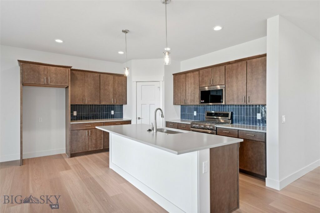 1507 Gunslinger Lane, Belgrade MT 59714