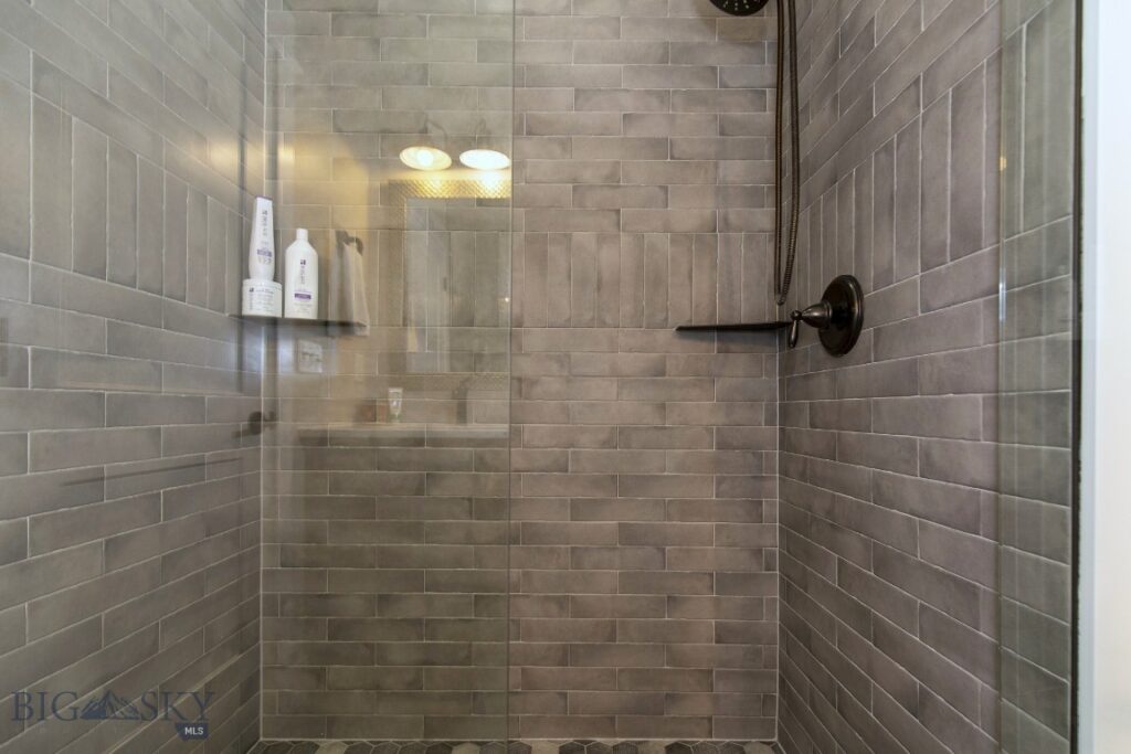 1511 Powers Boulevard, Belgrade MT 59714