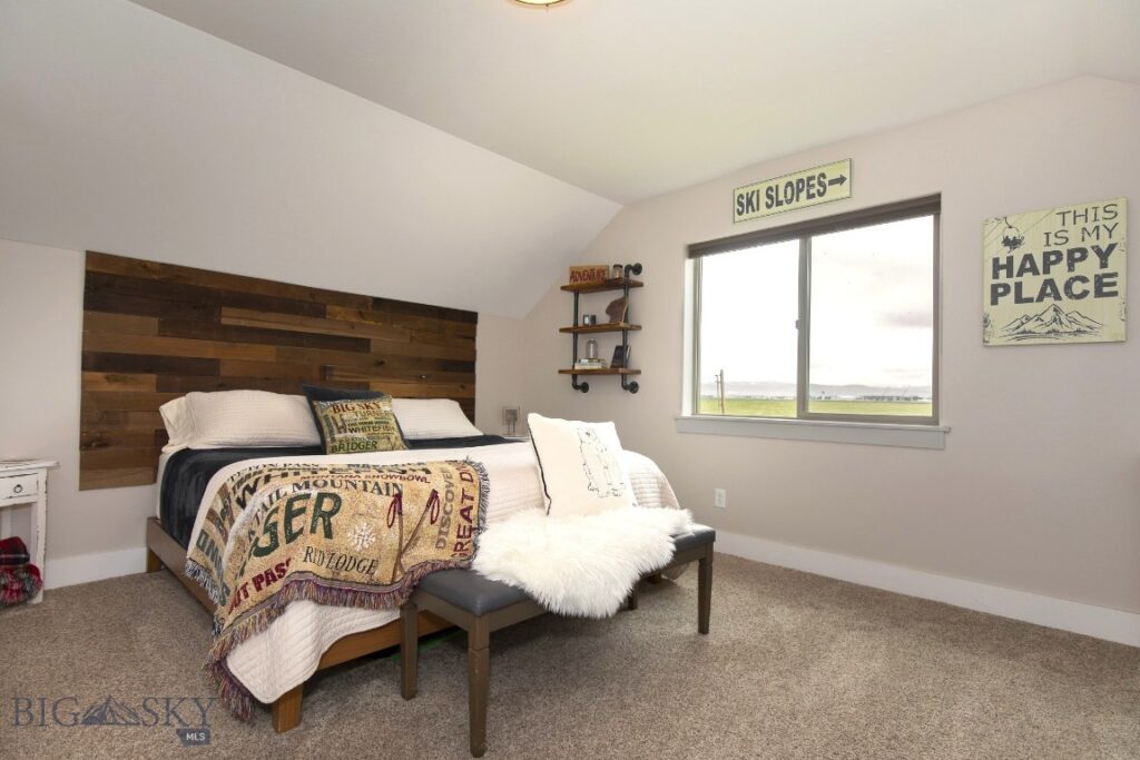 1511 Powers Boulevard, Belgrade MT 59714